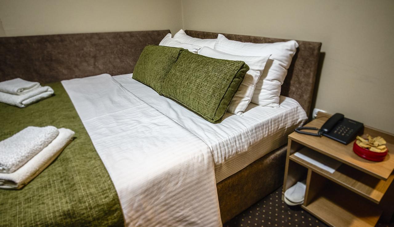 Hotel Bell Leskovac  Buitenkant foto