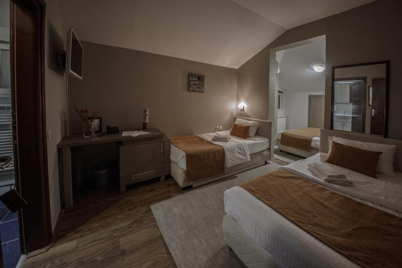 Hotel Bell Leskovac  Buitenkant foto