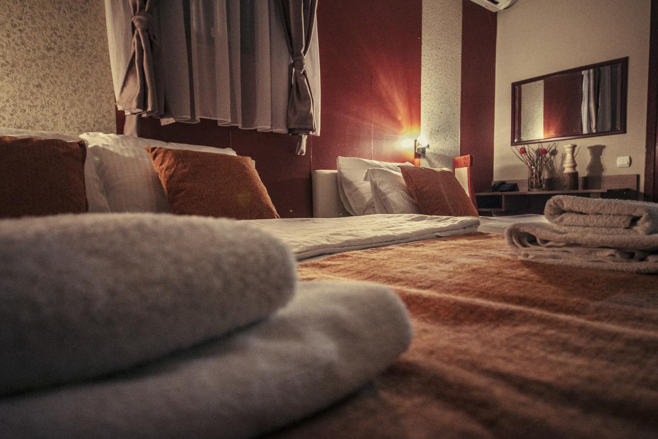 Hotel Bell Leskovac  Buitenkant foto