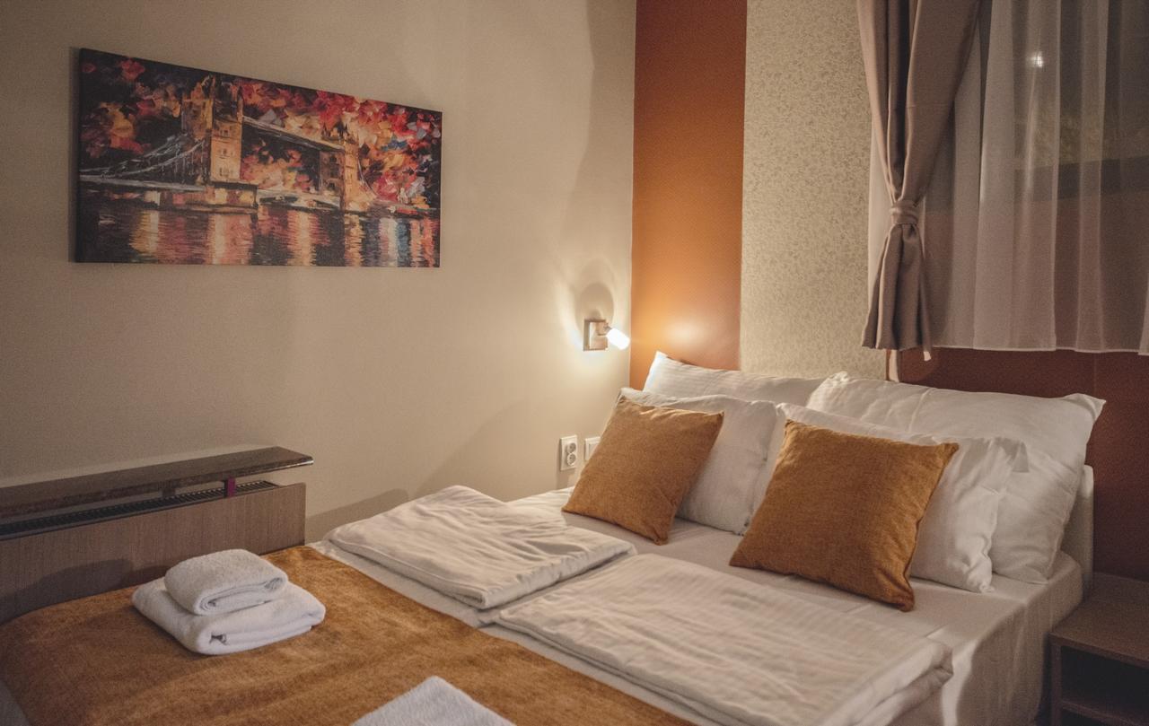 Hotel Bell Leskovac  Buitenkant foto