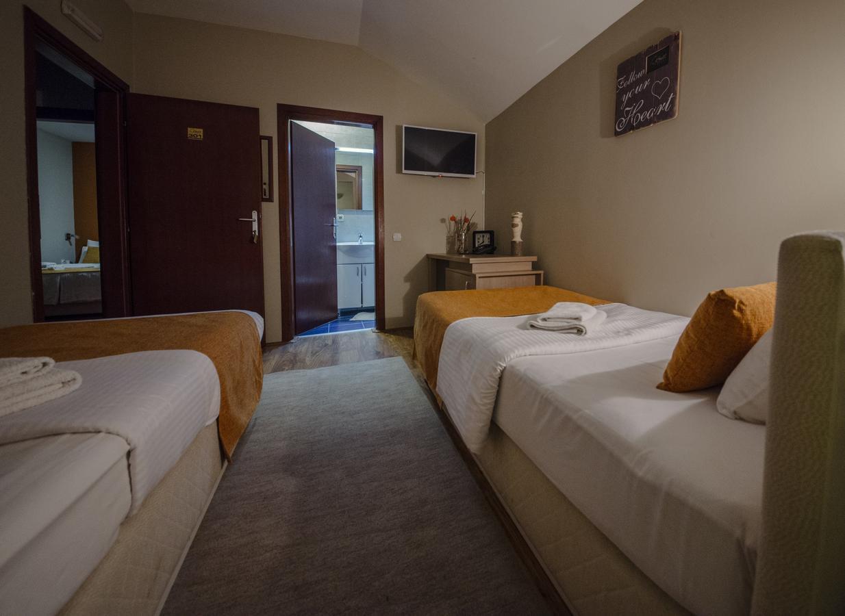 Hotel Bell Leskovac  Buitenkant foto