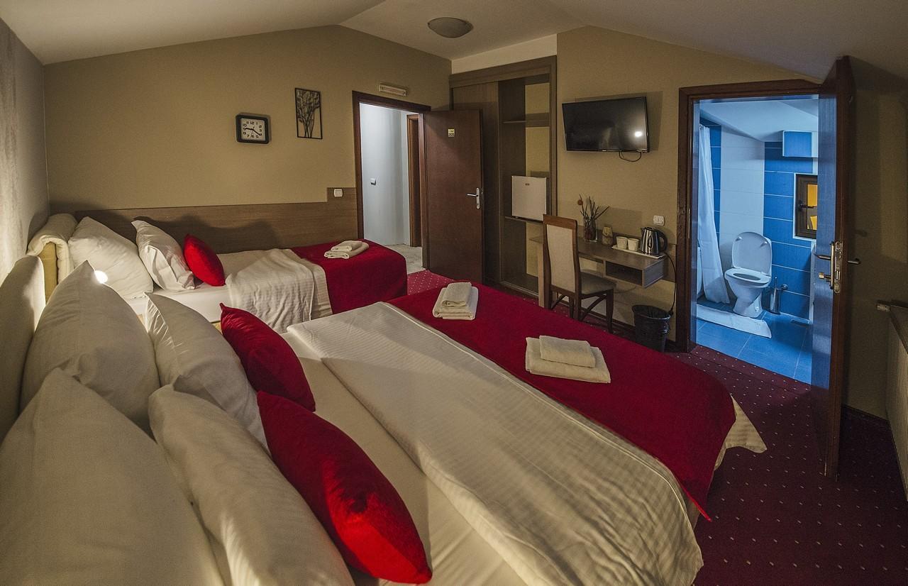 Hotel Bell Leskovac  Buitenkant foto